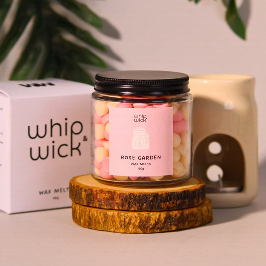Rose Garden Wax Melts with the refreshing scent of roses, honey, and citrus for a serene, floral fragrance in your space.