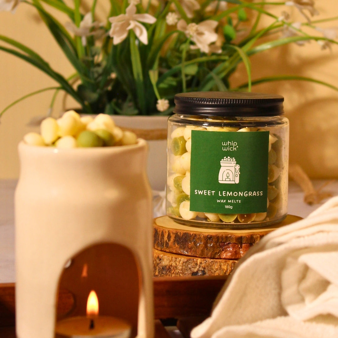 Sweet Lemongrass Wax Melts infused with lemongrass, lemon zest, bergamot, and honey for a refreshing, uplifting fragrance.