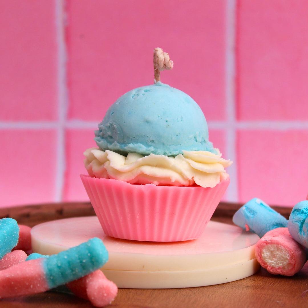 Bubblegum Cupcake Scented Candle with notes of bubblegum, cotton candy, strawberries, peach, peppermint, and sugar for a playful, sweet fragrance.